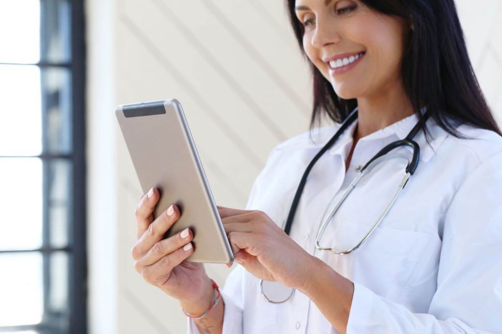 How to Leverage the Use of Social Media as a Healthcare Practitioner